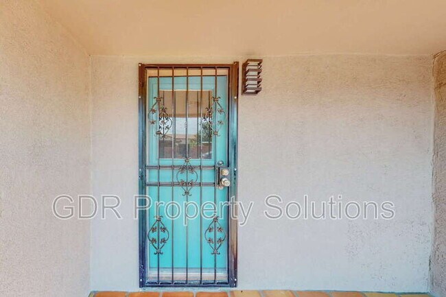 Photo - 1717 Griegos Rd NW Unidad B