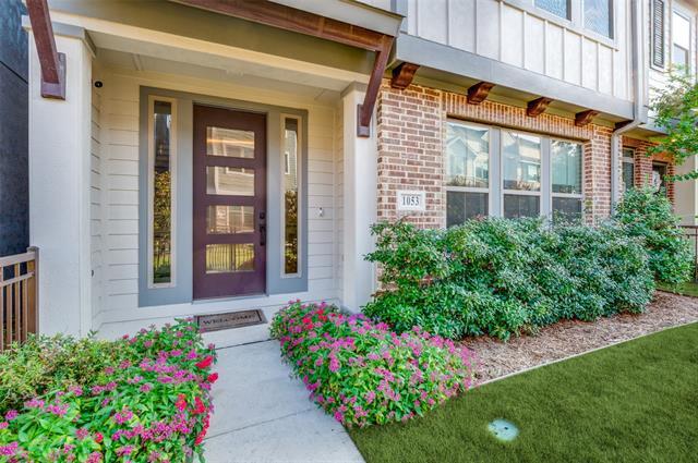 Photo - 1053 Manacor Ln