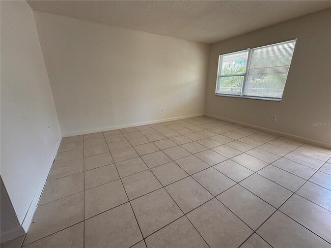 Photo - 1008 Pinellas St Unit 9