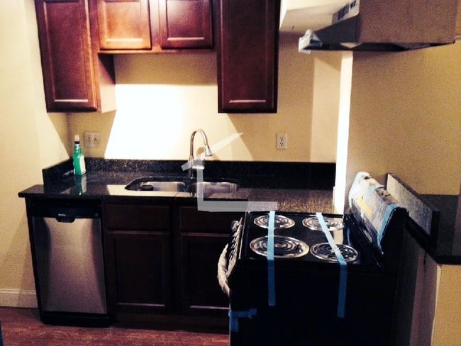 Photo - 79 Pleasant St