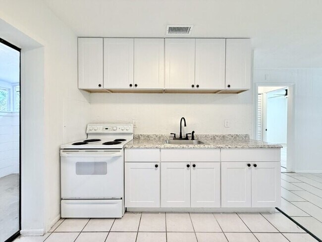 Photo - 603 64th Ave W