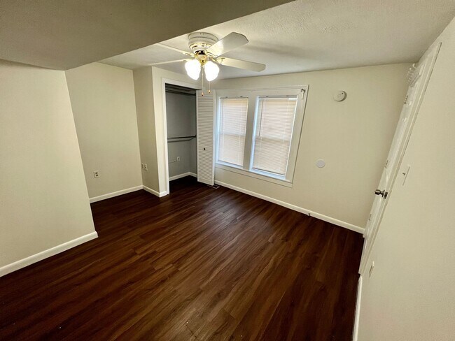 Photo - 16 Blandford Hill Rd Unit A