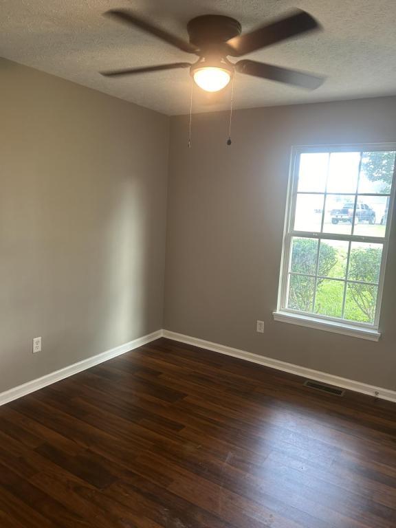 Photo - 237 Kattawar Cir