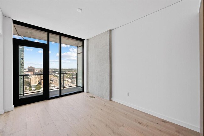 Photo - 610 Davis St Unit 2911