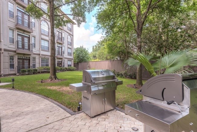 Deerwood Apartments apartments — community photo