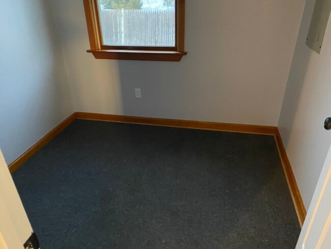 54 Manning St Unit 2