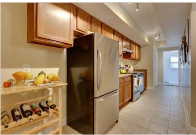 Building Photo - 1223 Orren St NE Unit 3 Rental