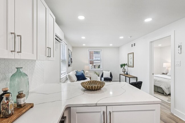 2333 Haverford Rd
