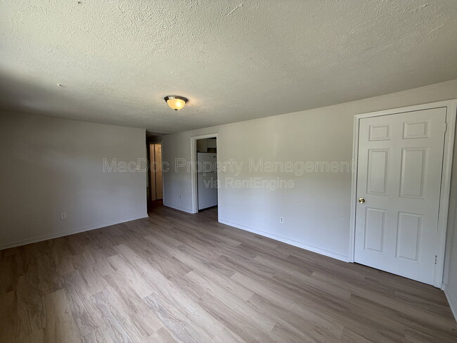 Photo - 7258 Twin Cedars Dr