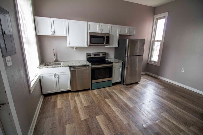 Photo - 1930 Winnebago St Unidad 1932 A