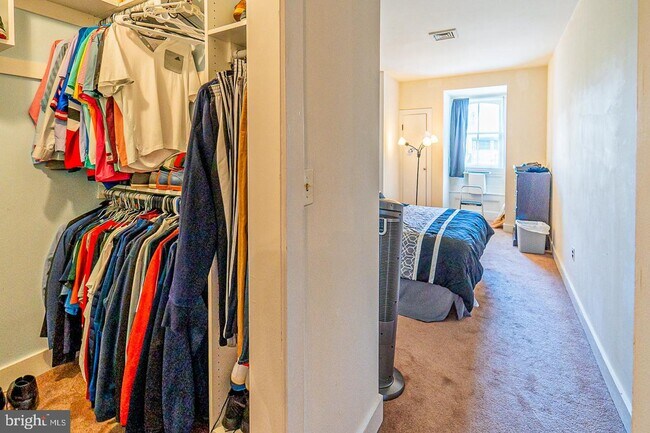 Photo - 260 S 9th St Unit 3R