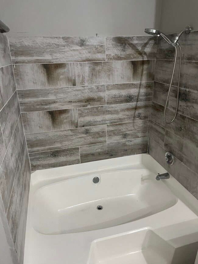 8701 Fowler Ave Unit 3