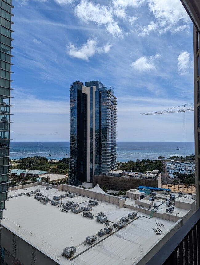 Photo - 2147 Unit 2008