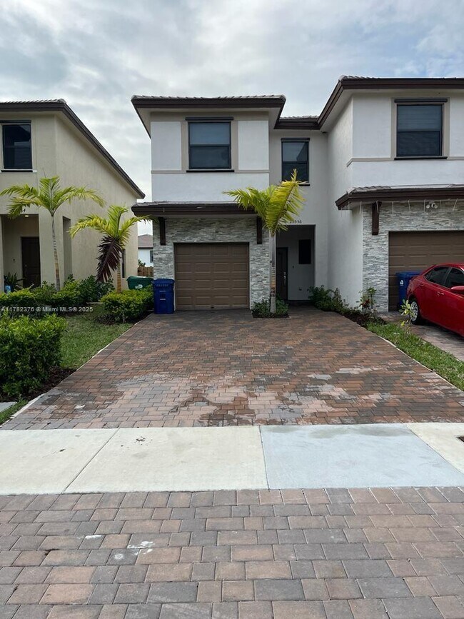 25556 SW 108th Ave