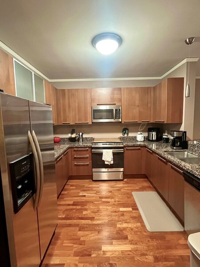 Photo - 420 E Waterside Dr Unit 305