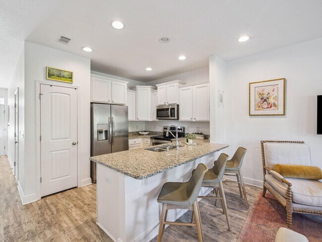 Photo - 89 Crossing Ln