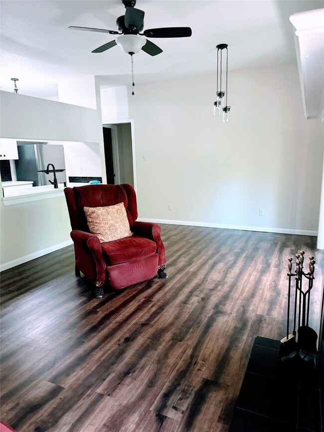 Photo - 3500 Tangle Brush Dr Unit True