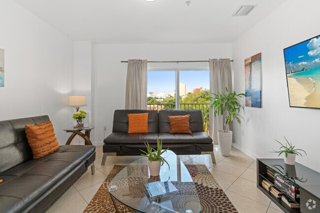 Building Photo - 2280 SW 32nd Ave Rental