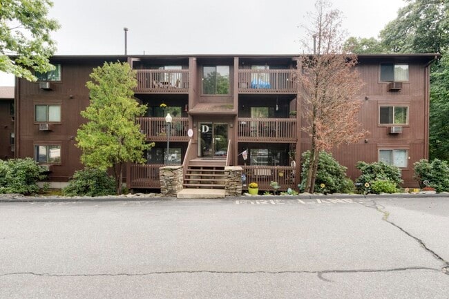 Photo - 340 Sunderland Rd Unit 23