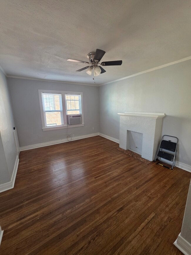 Photo - Virginia Ann Unit 7