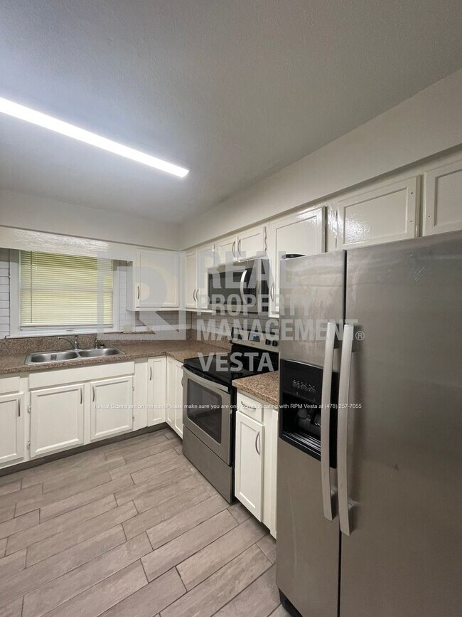 Photo - Updated Three Bedroom Home in Lake Wildwood