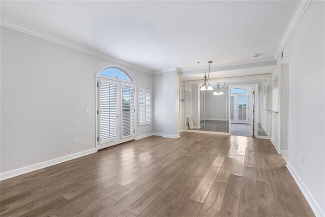 Photo - 2161 Peachtree Rd Unidad 305