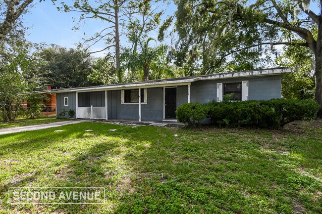 Photo - 2318 Looking Glass Ln