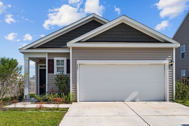 Building Photo - Home in Surf City