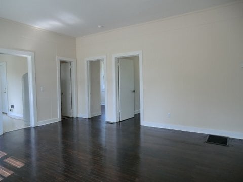 1914 1/2 Kratha Drive