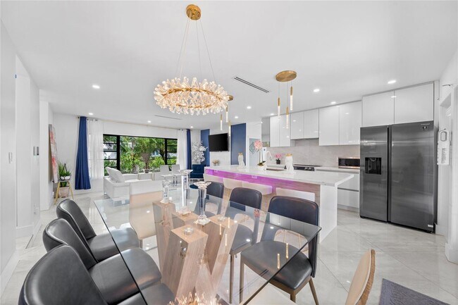 Photo - 1100 Buchanan St