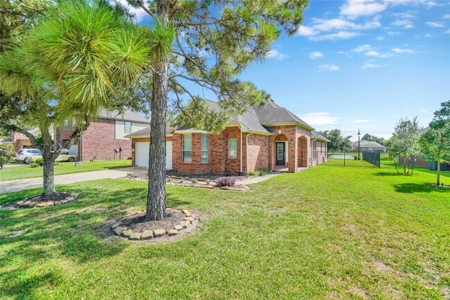 Photo - 24419 Lake Path Cir