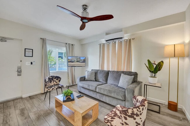 Building Photo - 3020 Seville St Unit SI ID1503997P