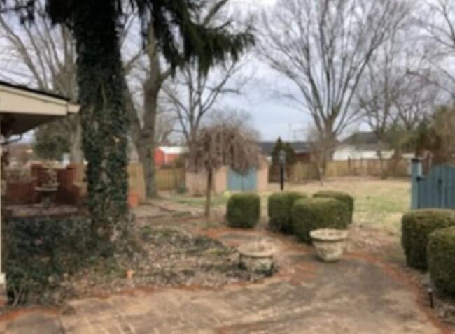 Photo - 320 Emmett Ave