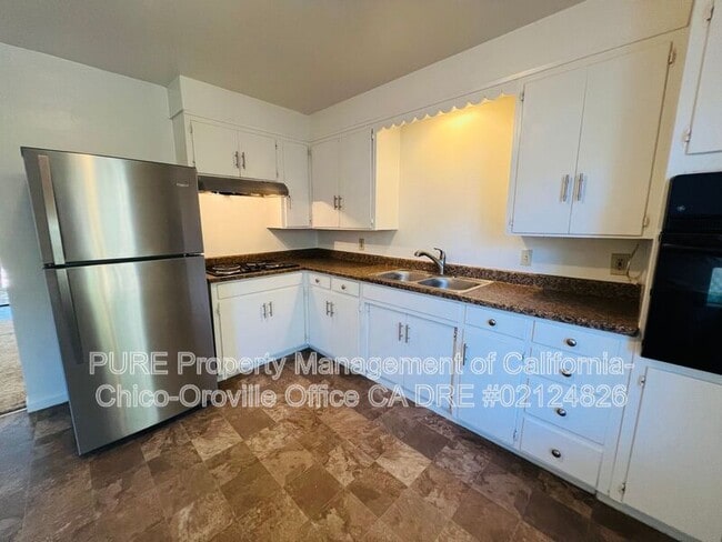 Photo - 9210 Goodspeed St
