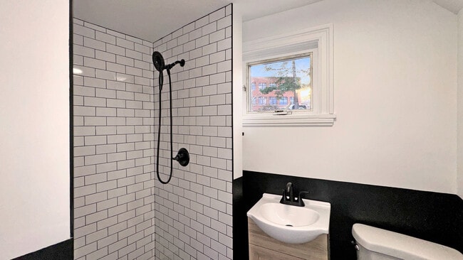 Photo - 18 Riverside Ave