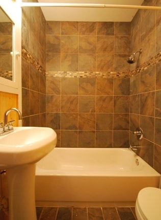 1211 Crescent Ave
