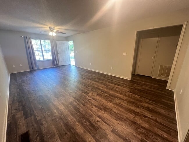 Photo - 4813 Oak Meadow Dr