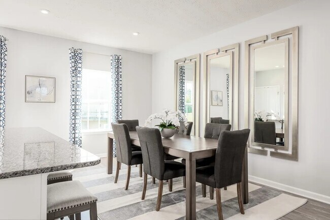 Photo - 6402 Pathfinder Way