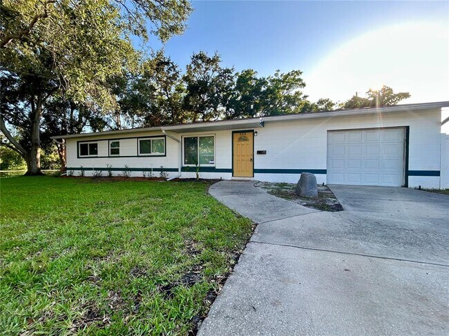 Photo - 6876 17th St N Casa