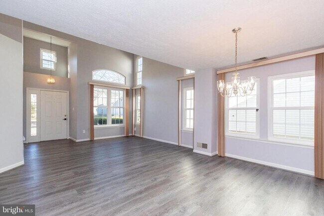 Photo - 13933 Lord Fairfax Pl