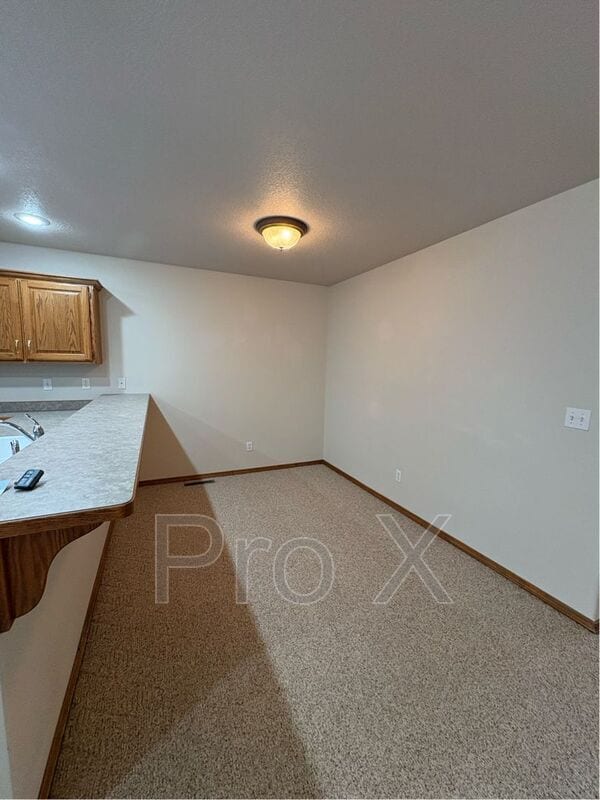 2913 Santa Fe Dr