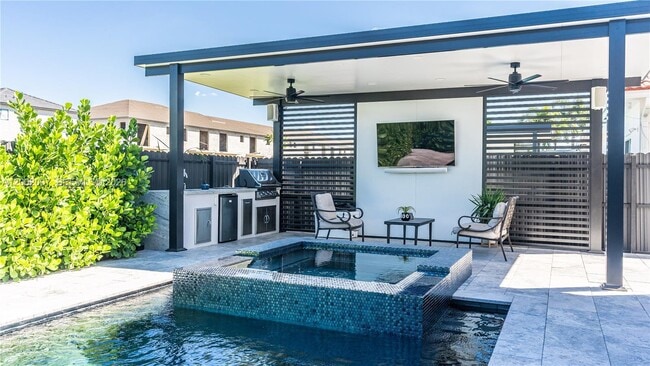 Photo - 15817 SW 138th Terrace