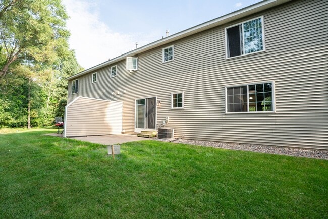 Photo - 10783 Tamarack Cir