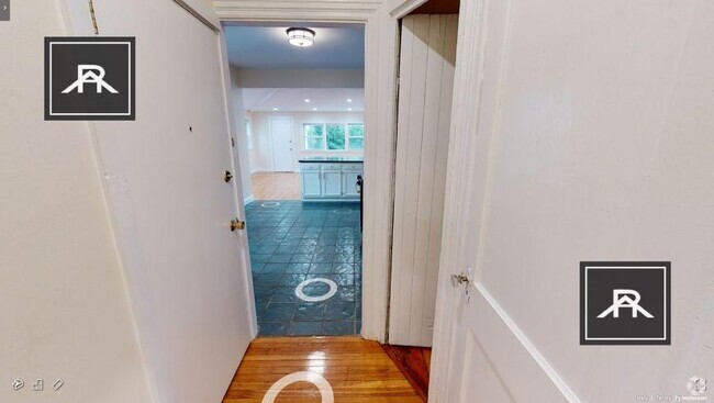 Building Photo - 4 bedroom in Cambridge MA 02140 Unit 2 - FOUR BED Rental