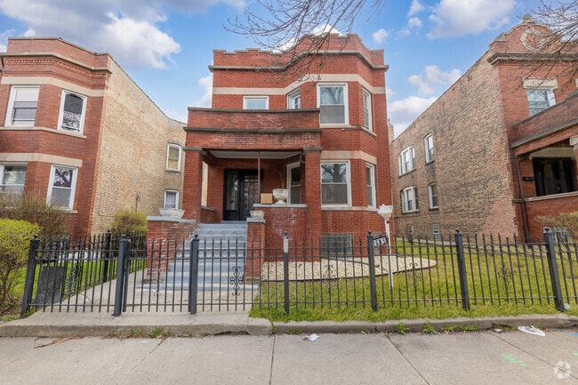 Building Photo - 7645 S Morgan St Rental
