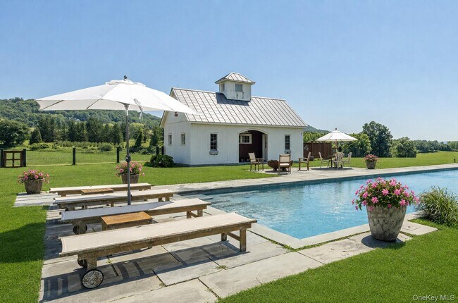 162 Amenia Union Rd