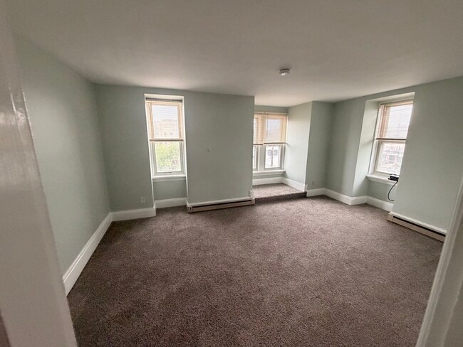 Front room/ Living Area View 2 - 117 Reily St Unit 3