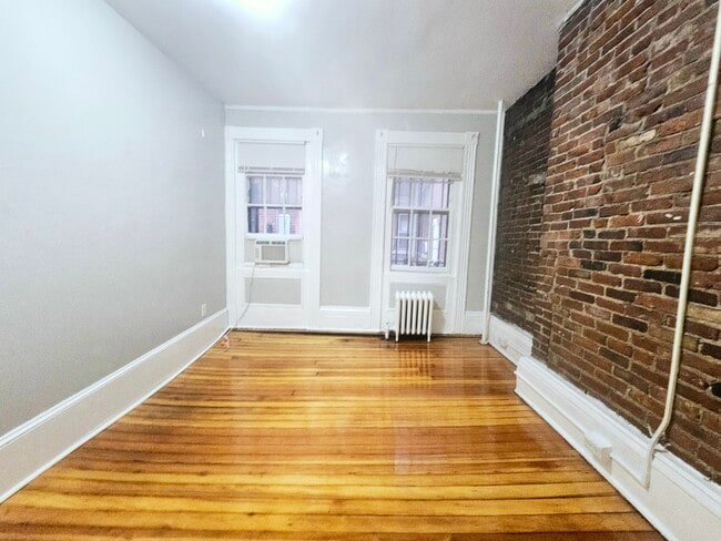 Photo - 9 Champney Pl Unidad 1