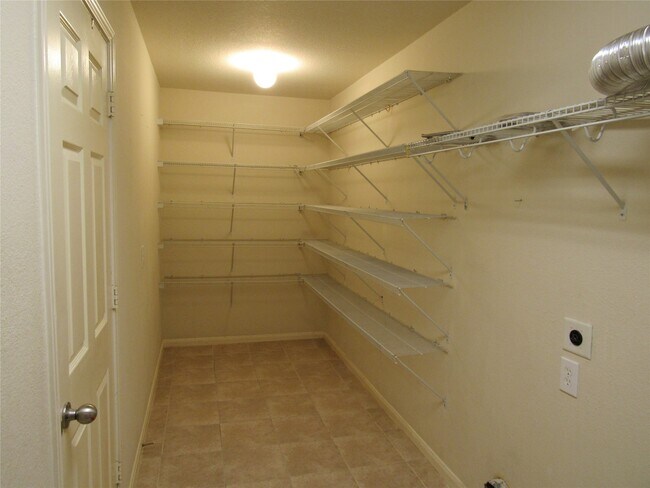 Photo - 6338 Applewood Forest Dr