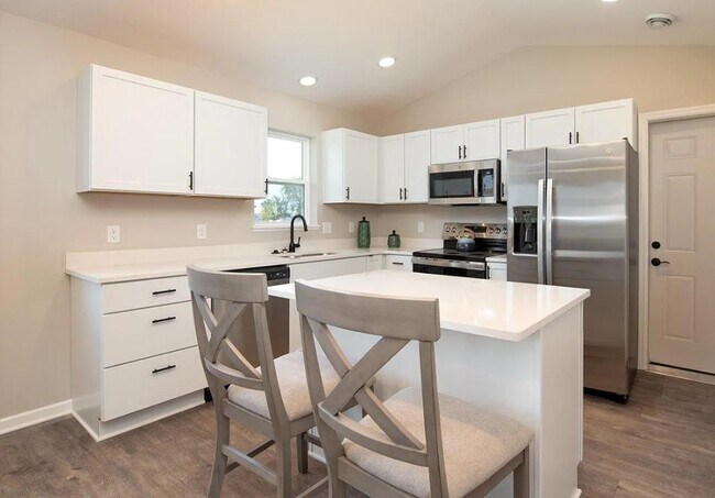 Photo - 3111 Scotch Ln